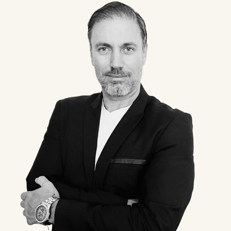 Hector De Castro portrait